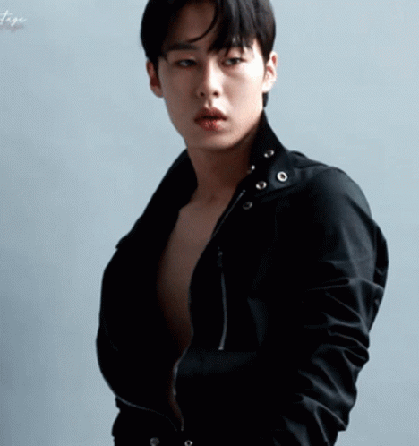 Jae-Wook Lee