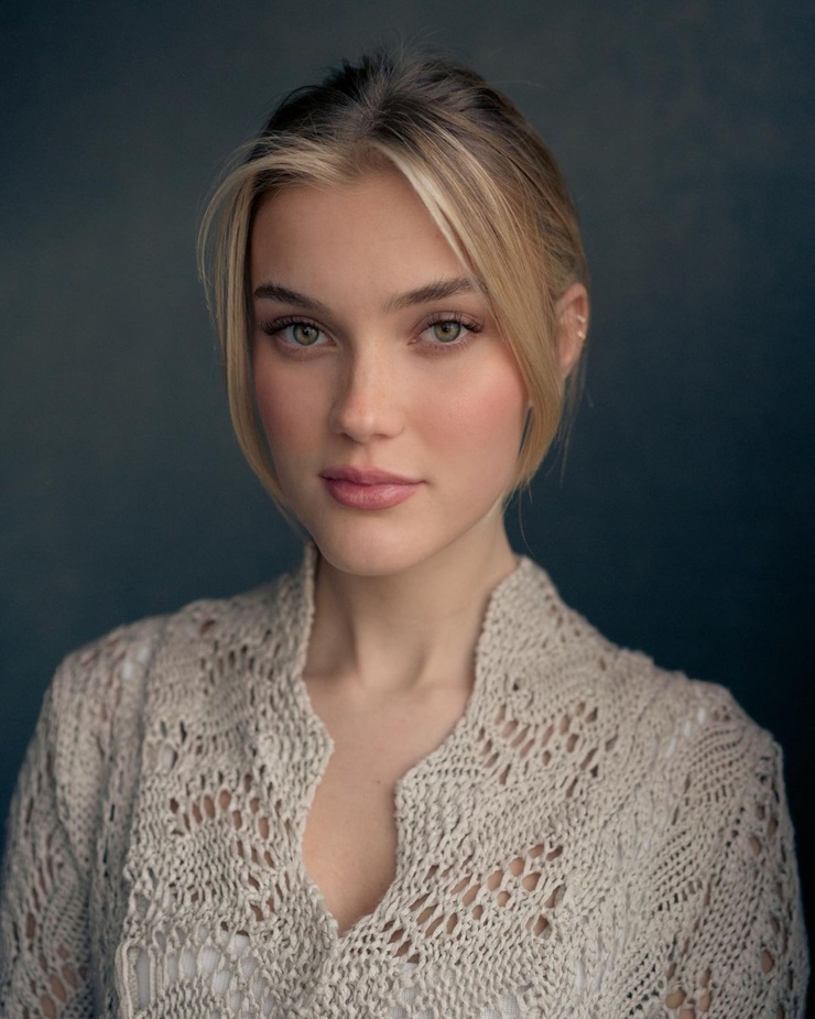 Mimi Slinger