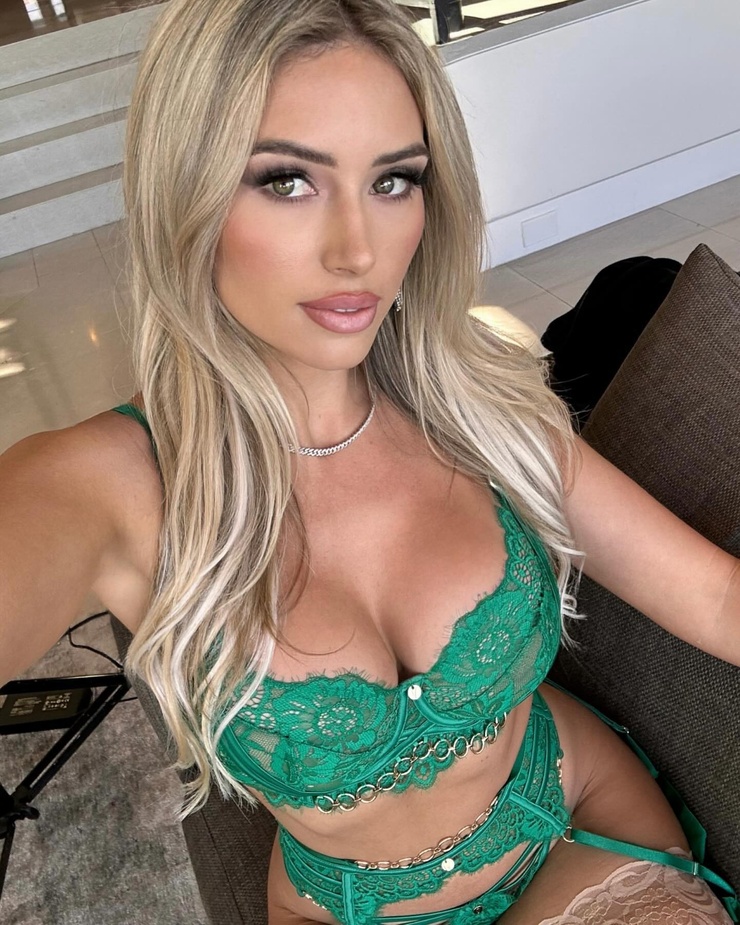 Georgina Gentle Georgina Gentle