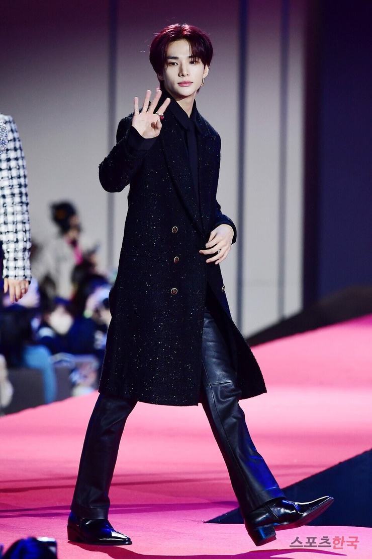 Hyun-Jin Hwang