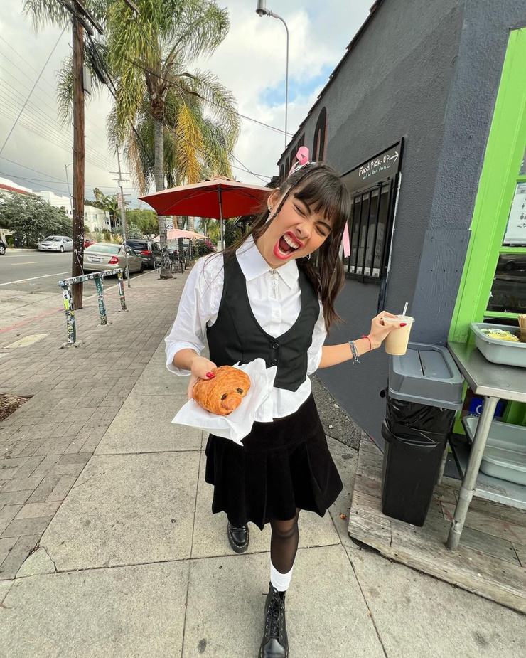 Xochitl Gomez