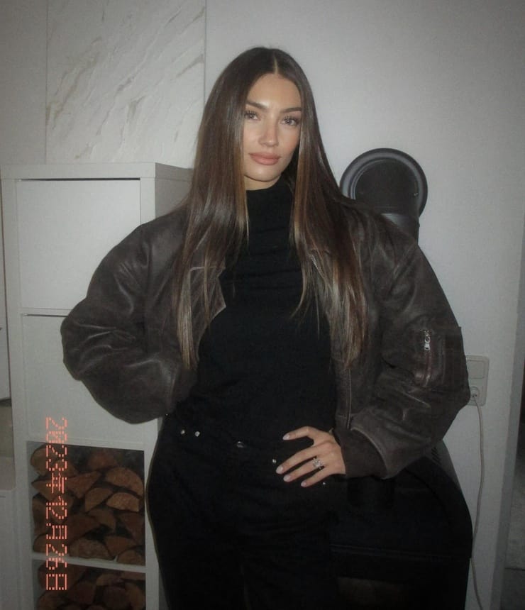 Lorena RAE Lorena RAE