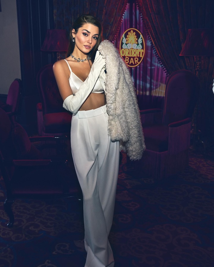 Hande Erçel Hande Erçel