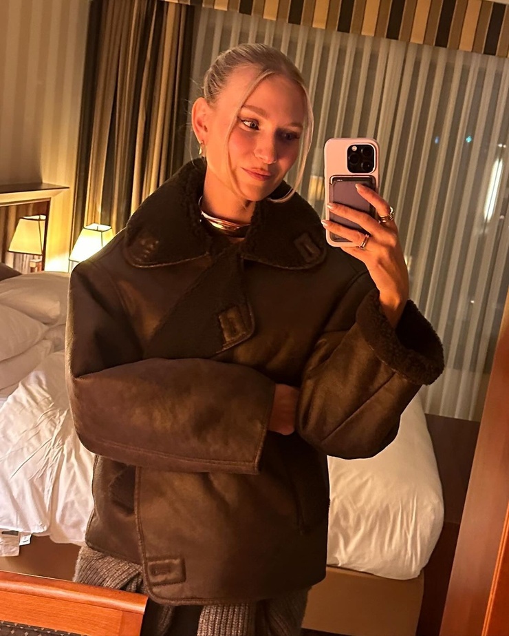 Carolin Niemczyk Carolin Niemczyk