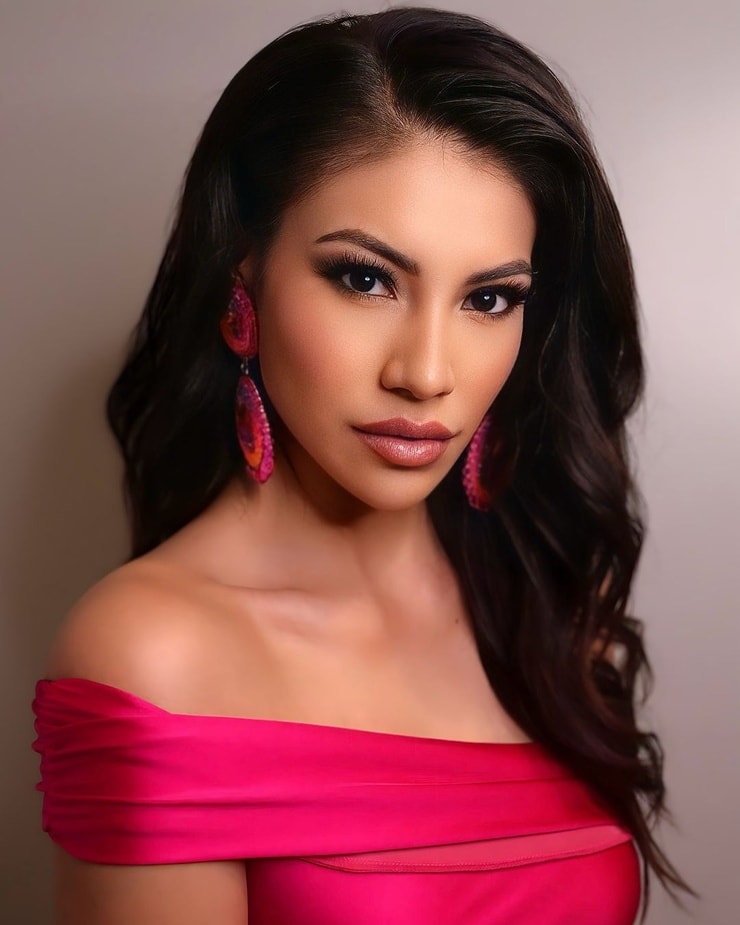 Ashley Callingbull Ashley Callingbull