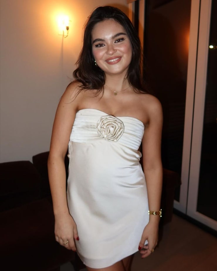 Picture Of Landry Bender   740full Landry Bender 