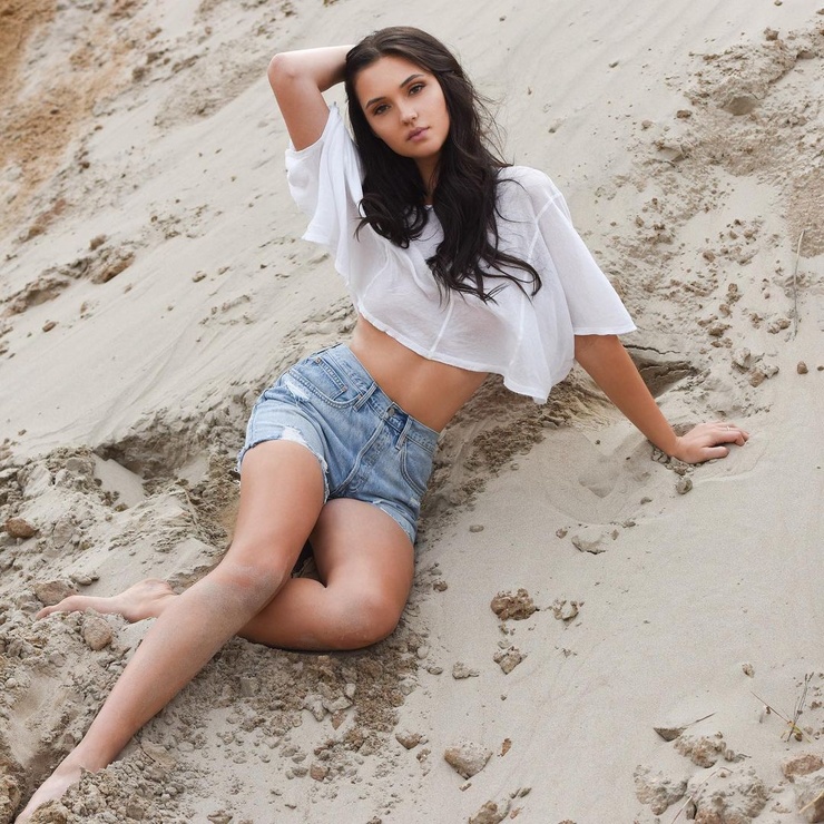 Sara Winter Sara Winter