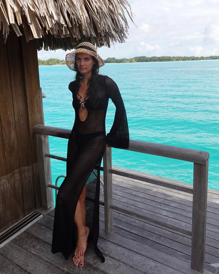 Sara Sampaio Sara Sampaio