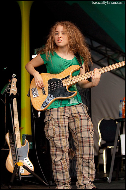 Tal Wilkenfeld