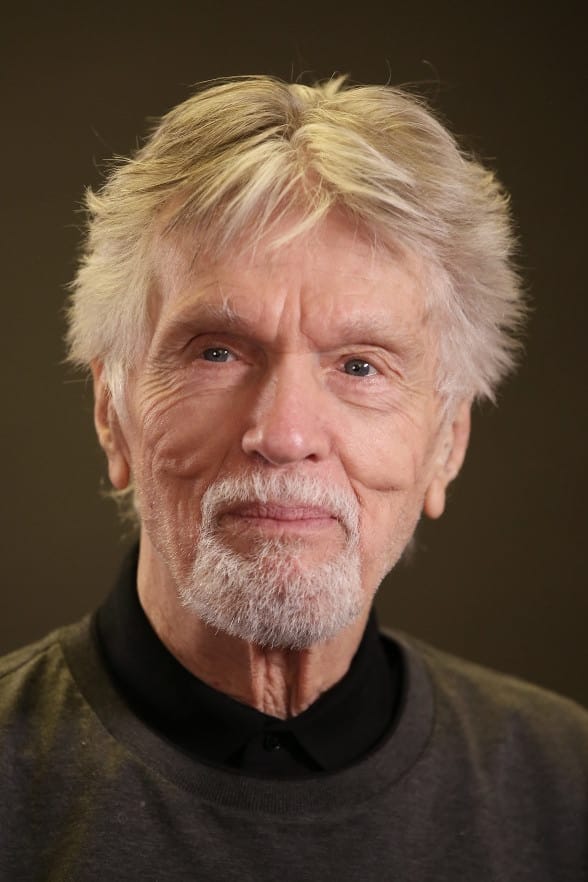 Tom Skerritt Tom Skerritt