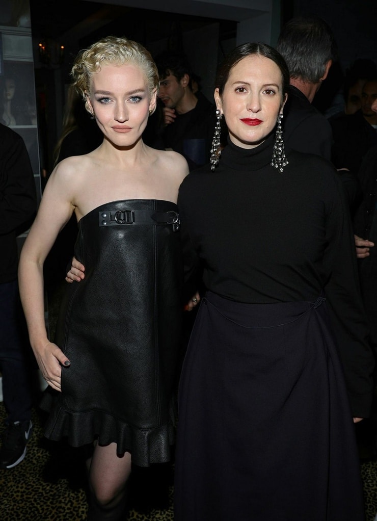 Julia Garner
