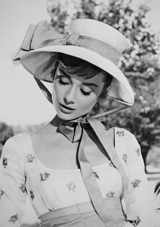 Picture of War and Peace (1956)