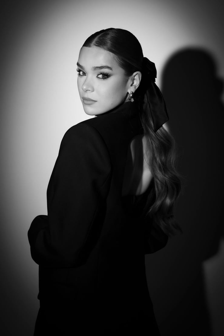 Hailee Steinfeld