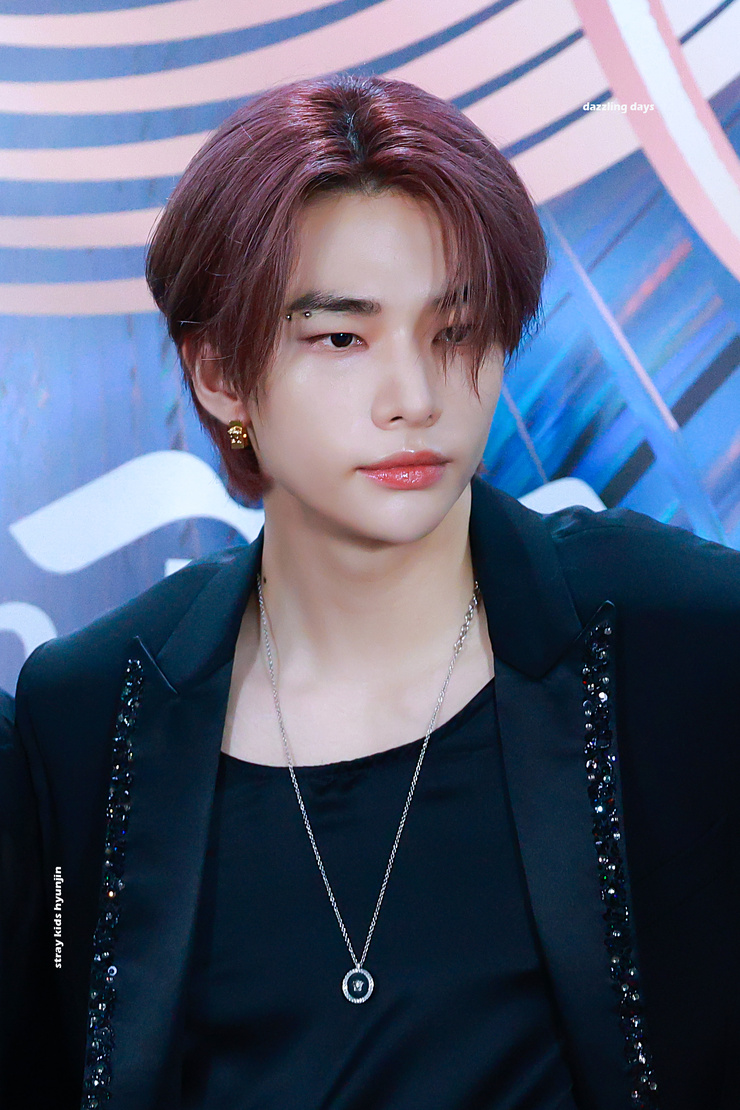Hyun-Jin Hwang