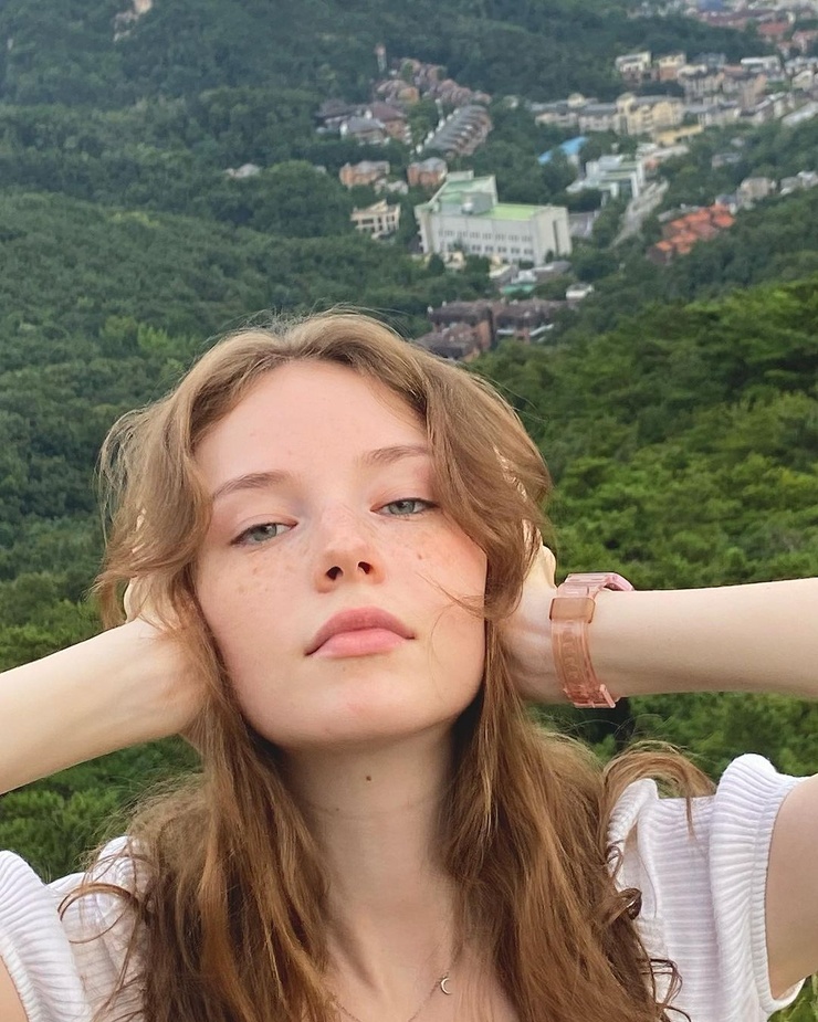 Joanne Shatilova Joanne Shatilova