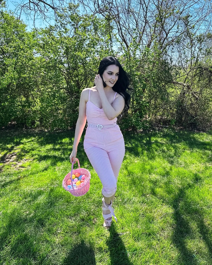 Angelica Rose