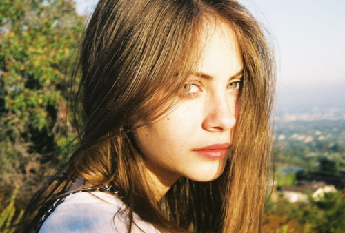 Willa Holland