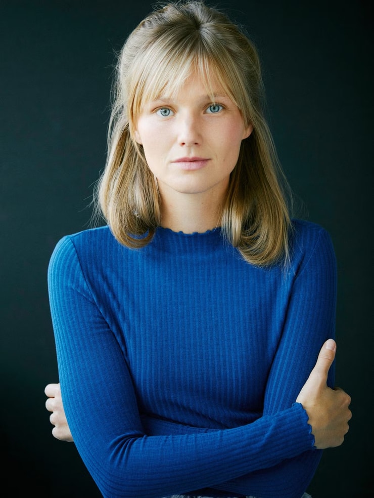 Picture Of Jelena Kunz