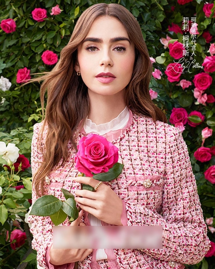 Lily Collins