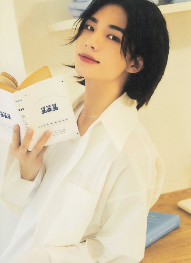 Hyun-Jin Hwang