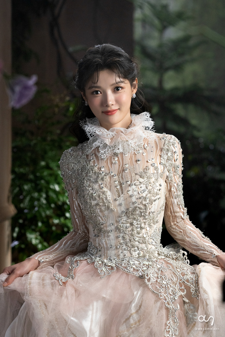 Yoo-Jeong Kim Yoo-Jeong Kim