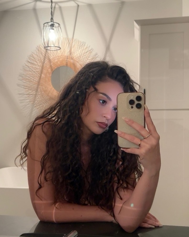 Sabrina Claudio