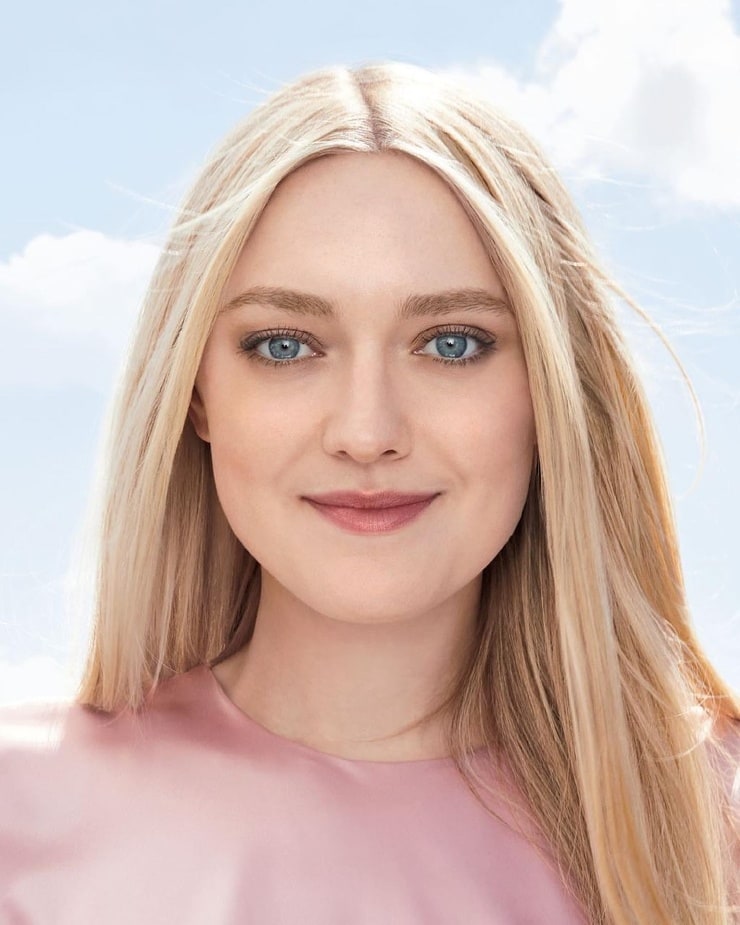 Dakota Fanning 2024 Film Grayhound Celka Darlene