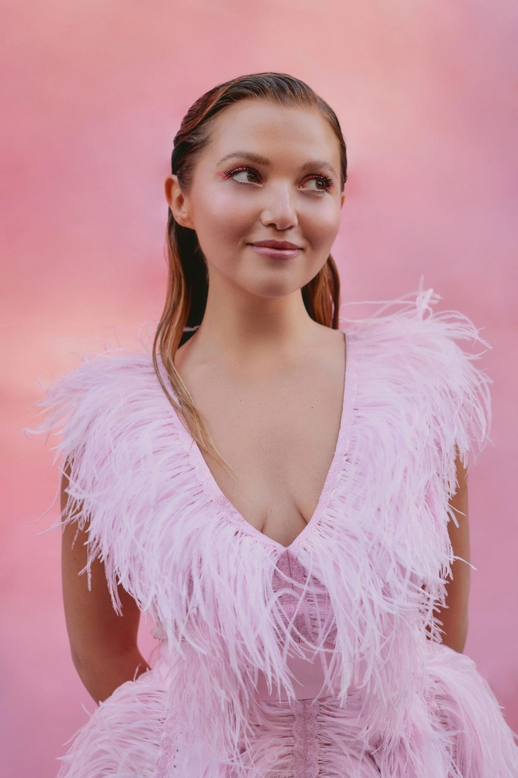 Mia McKenna-Bruce