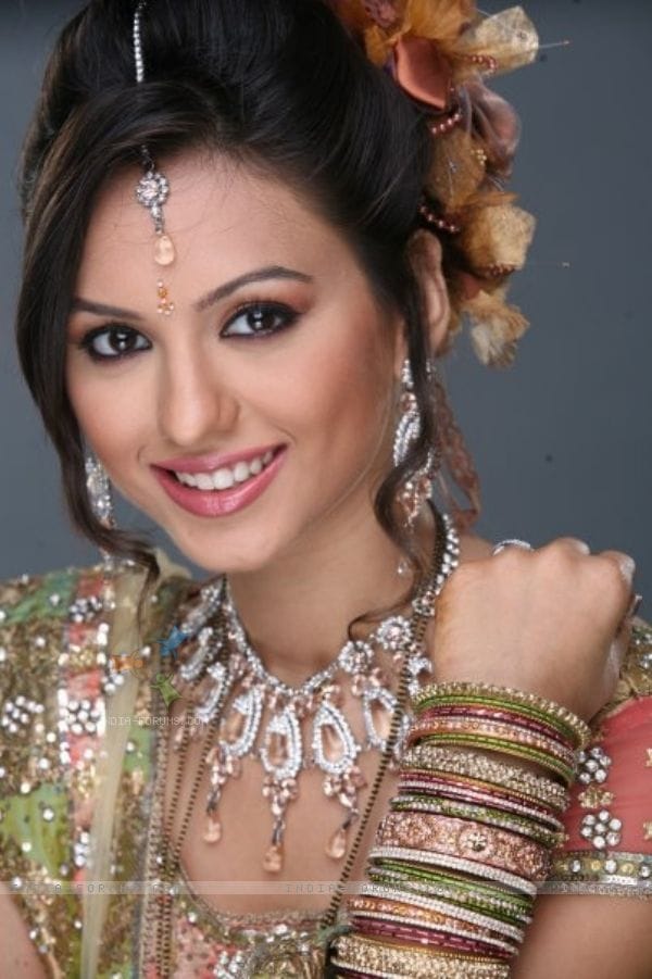 Priya Bhatija Priya Bhatija