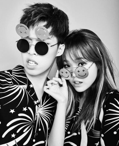 AKMU