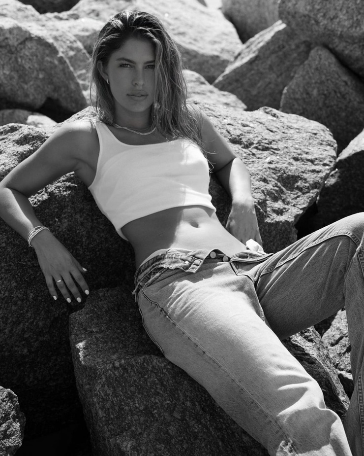 Cydney Moreau