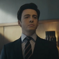 Kevin Maxwell (Anthony Boyle)