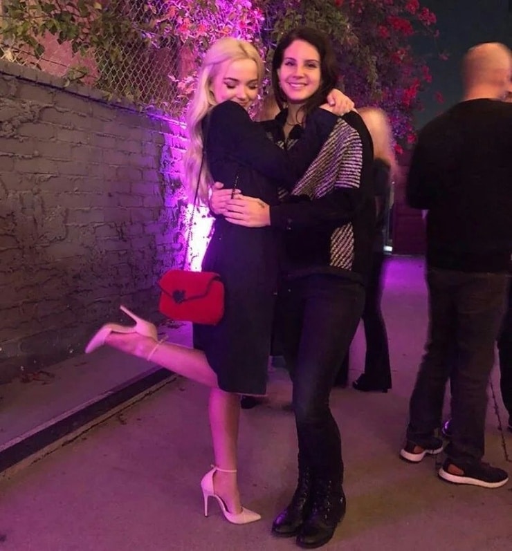 Dove Cameron