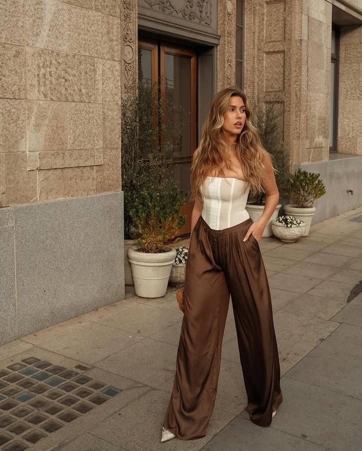 Kara Del Toro Kara Del Toro