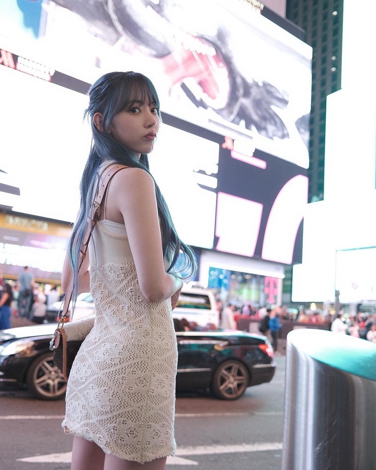 Sakura Miyawaki