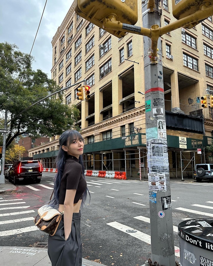 Sakura Miyawaki
