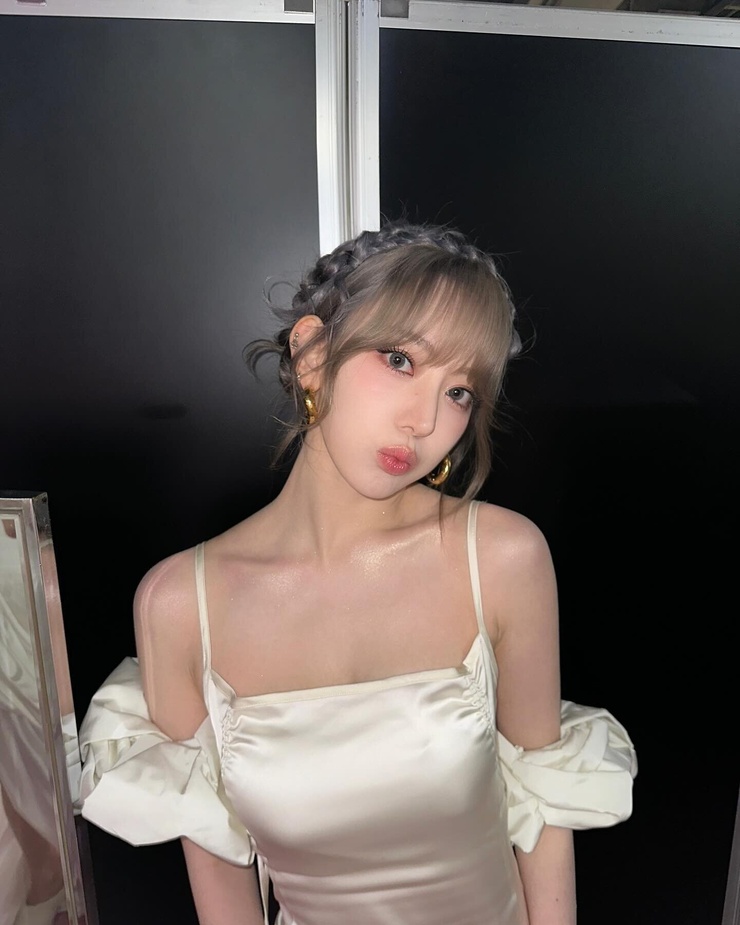 Sakura Miyawaki