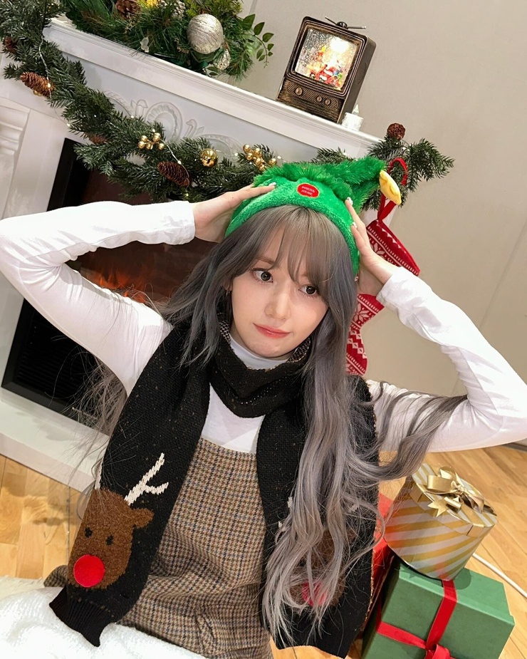Sakura Miyawaki