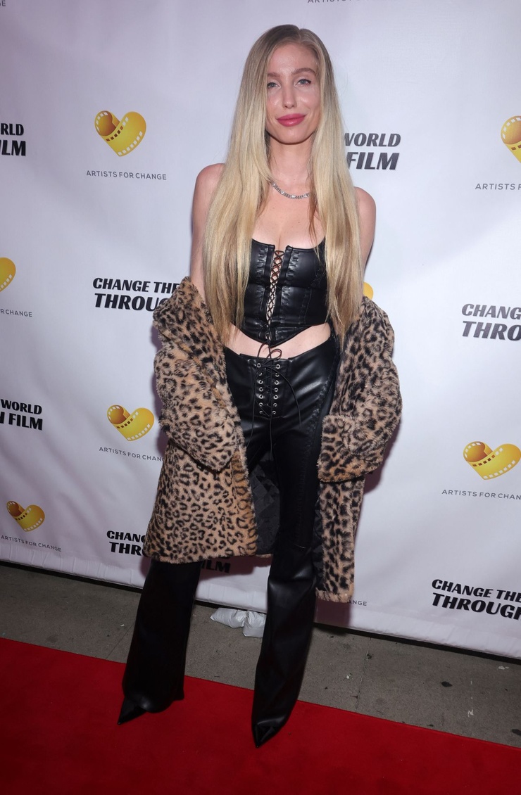Arielle Raycene Arielle Raycene