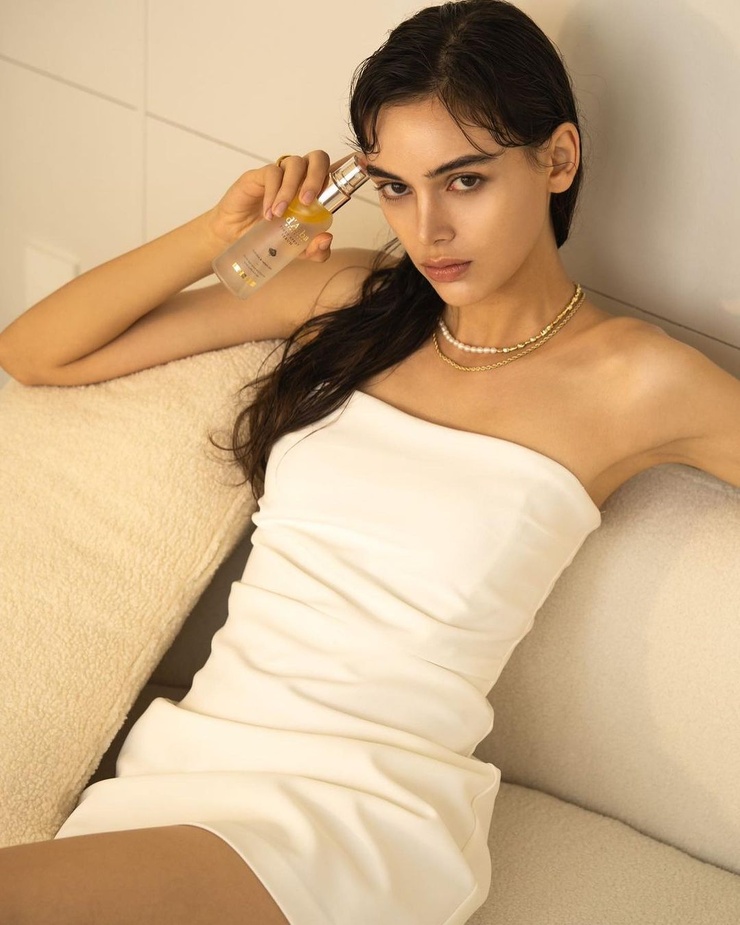Rosa Kirakosian Rosa Kirakosian