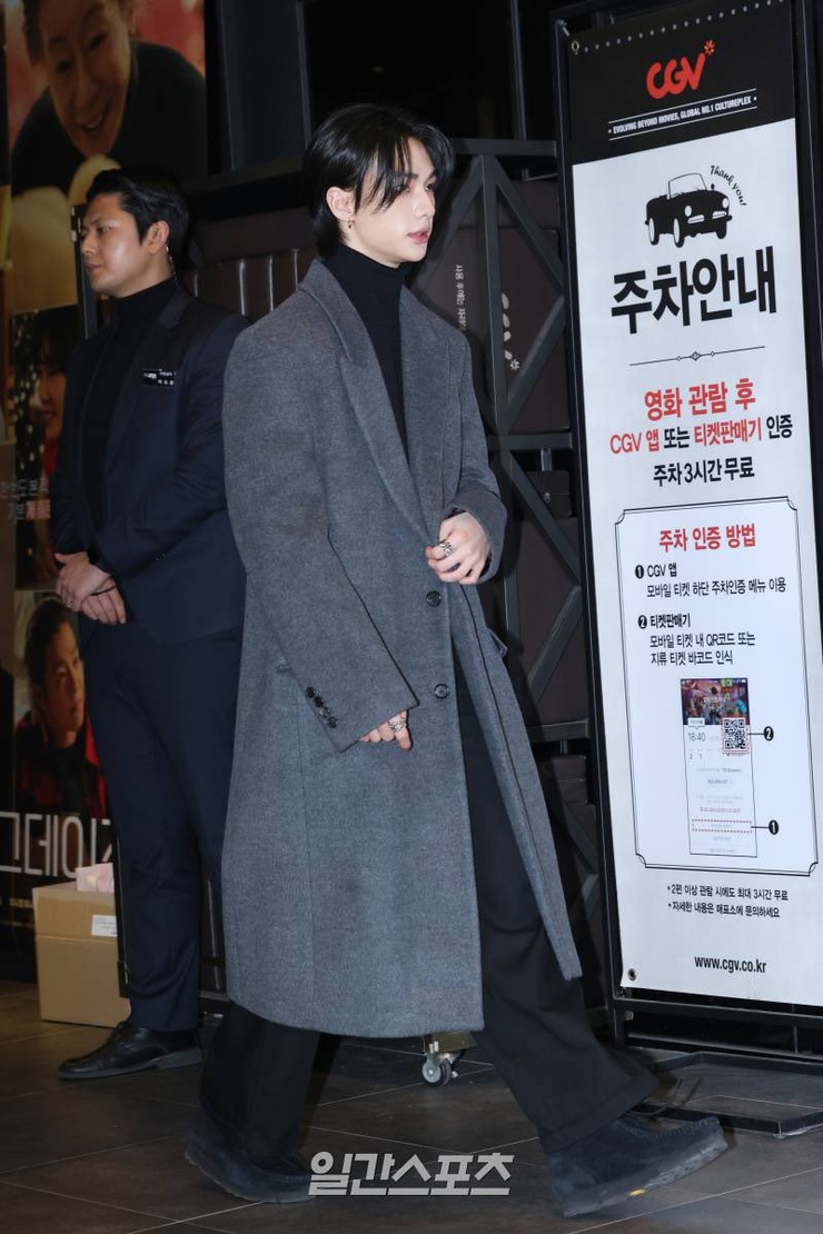 Hyun-Jin Hwang