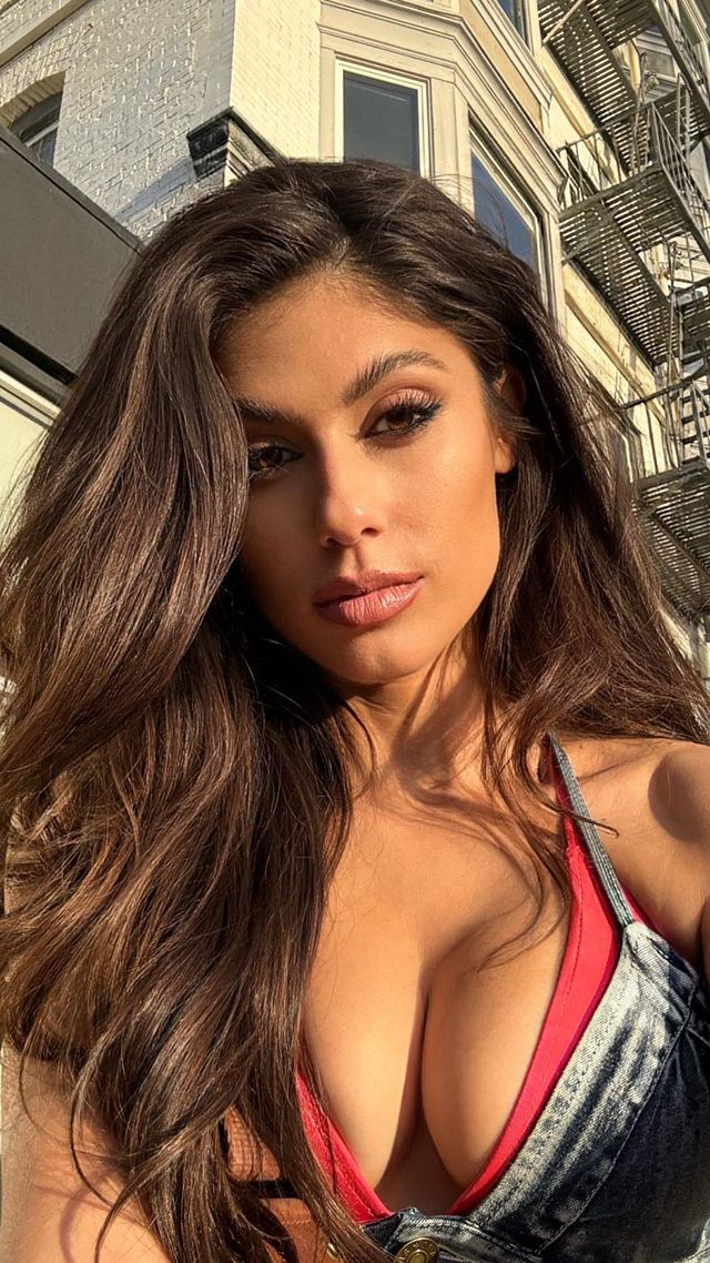 Ines Trocchia Ines Trocchia