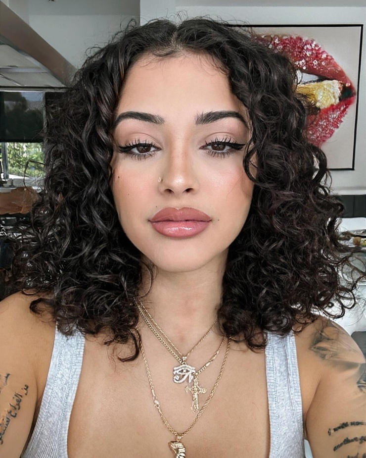 Picture of Malu Trevejo