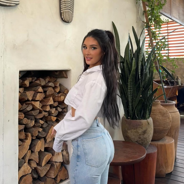 Natalie Gibson Natalie Gibson
