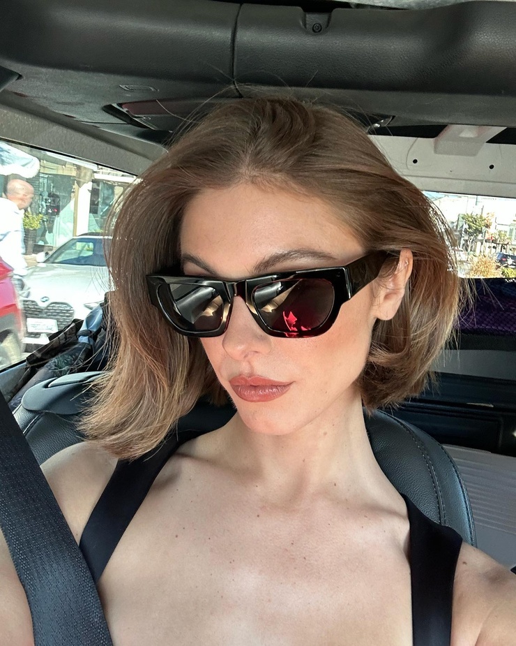 Carmella Rose Carmella Rose