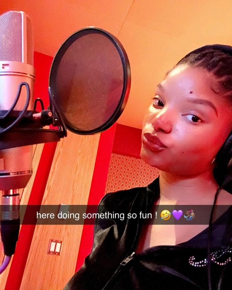 Halle Bailey picture