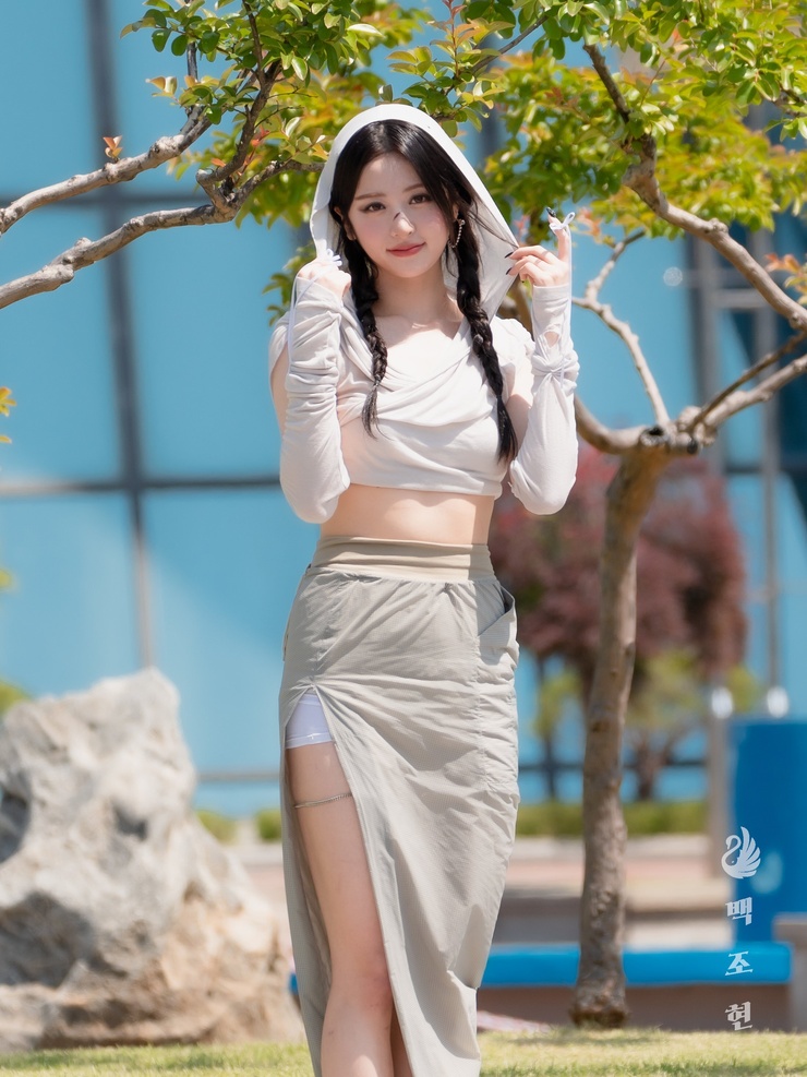 Yun-jin Huh Yun-jin Huh