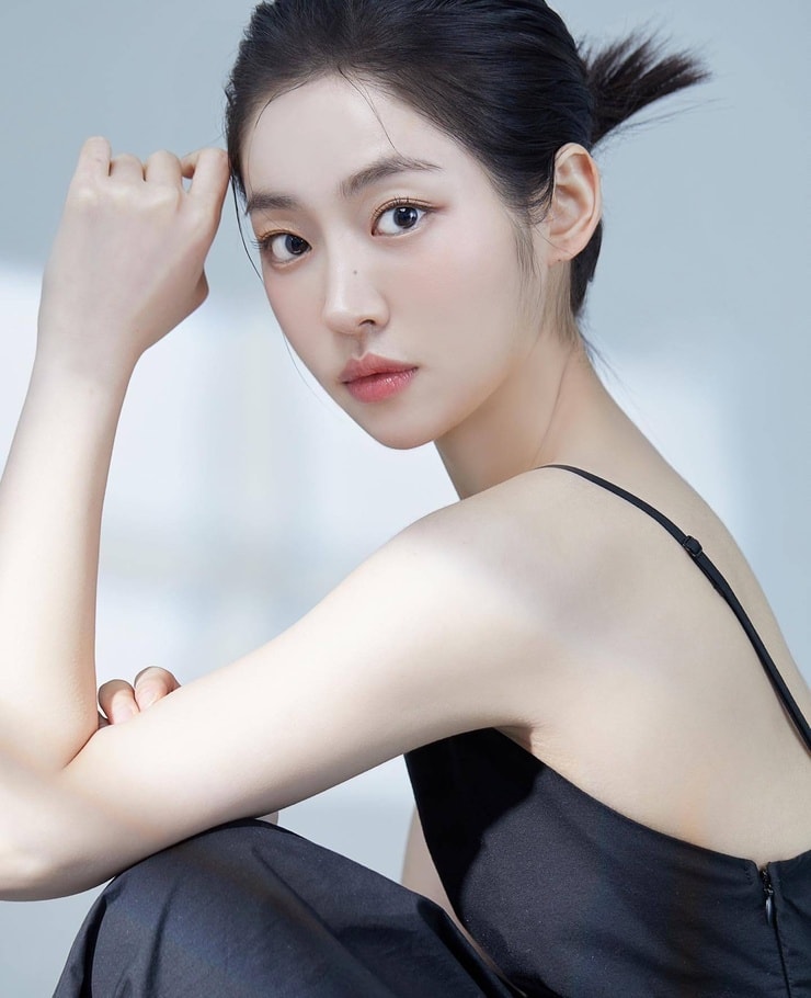Song Ji-woo