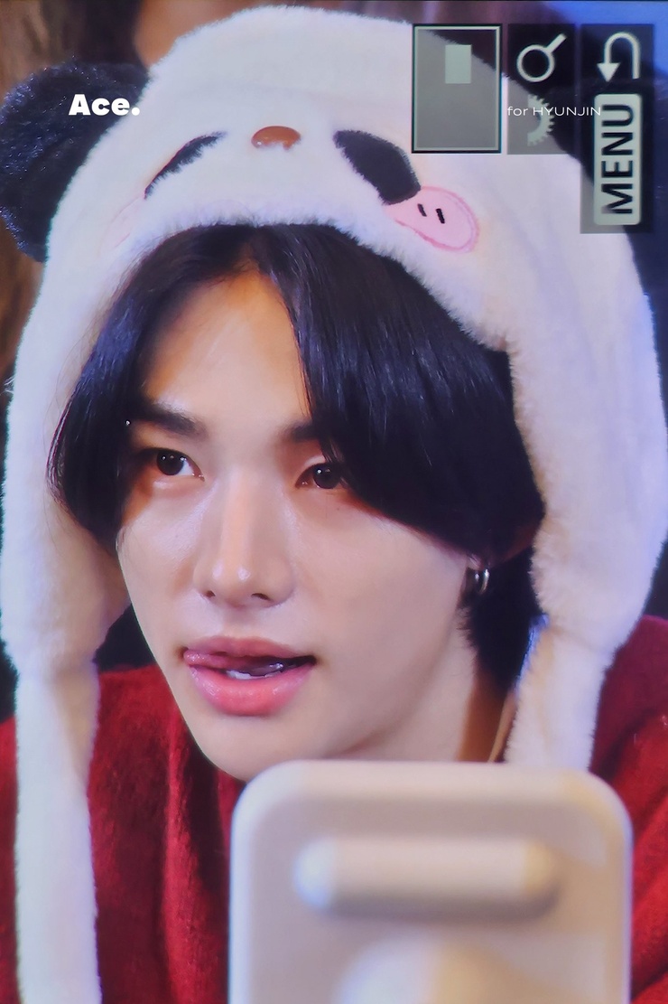 Hyun-Jin Hwang