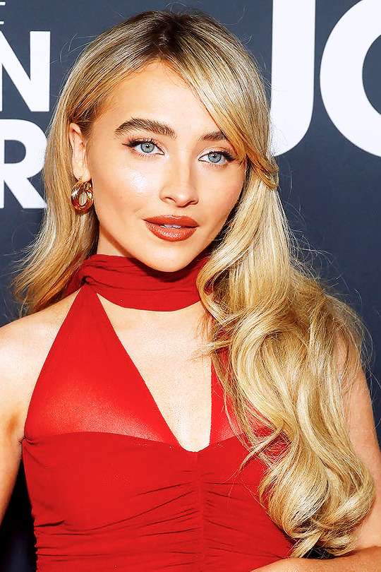 Sabrina Carpenter